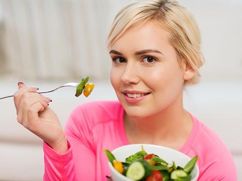 Detergent Foods: Clean your teeth while you eat!